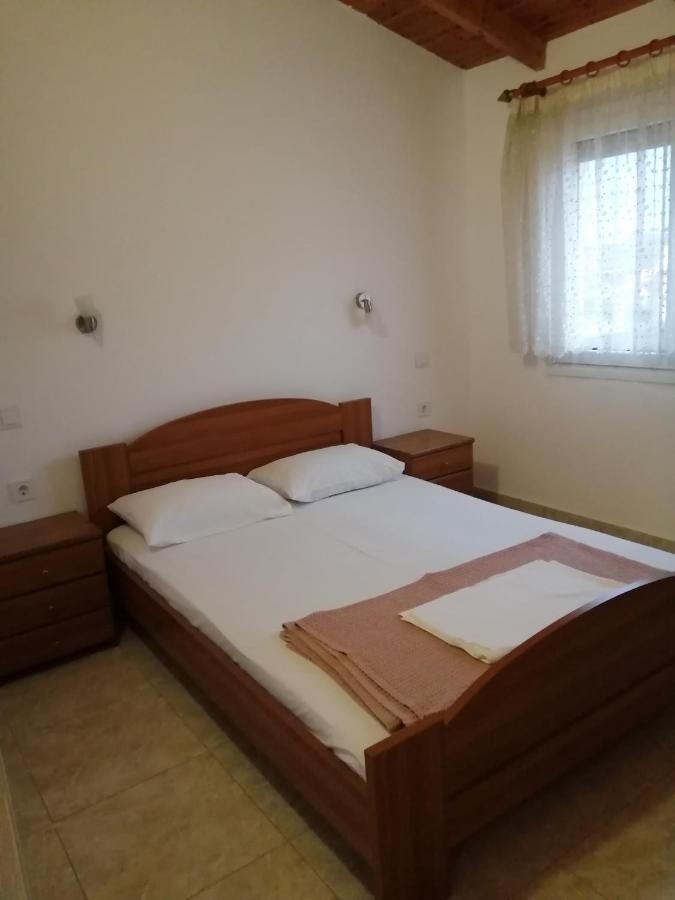 Irini Apartments 克拉默特 外观 照片
